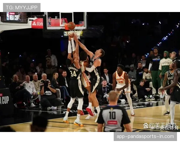 扬尼斯通过高效挡拆拉开防守差距，助雄鹿提升关键时刻得分效率