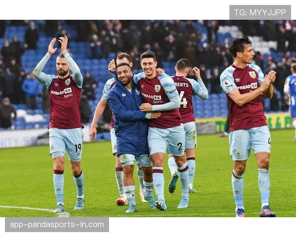 热刺快节奏打法持续进行，战术风险逐步显现，对赛季稳定性产生影响