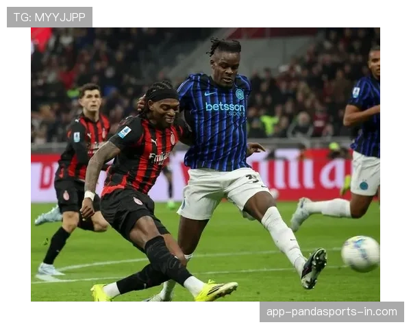 AC米兰防守问题，整体站位与回防速度均显现，阶段性表现受限影响球队稳定性